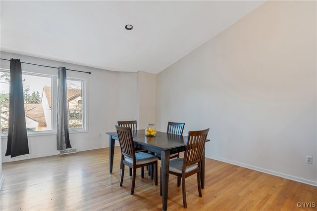 9 Nursery Lane, Syracuse, NY 13210