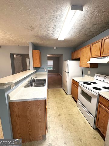 2037 Lakewood Trail SE, Atlanta, GA 30315