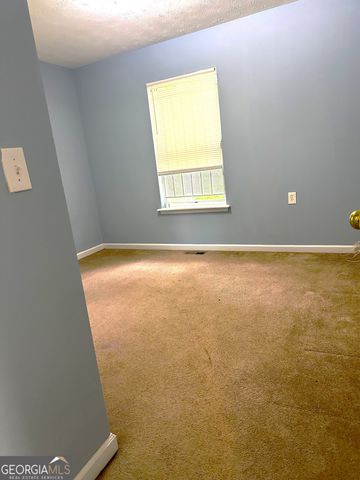 2037 Lakewood Trail SE, Atlanta, GA 30315