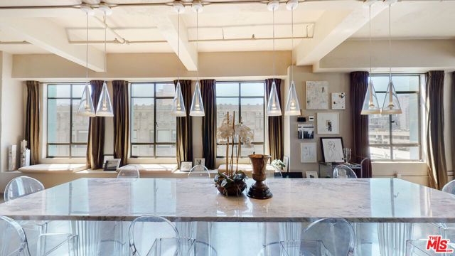 849 S Broadway 708, Los Angeles, CA 90014