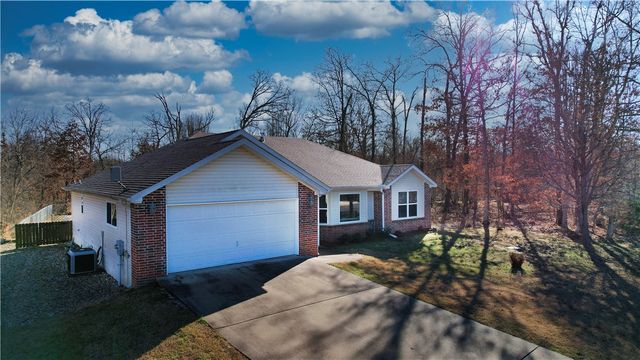29 Copinsay Drive, Bella Vista, AR 72715