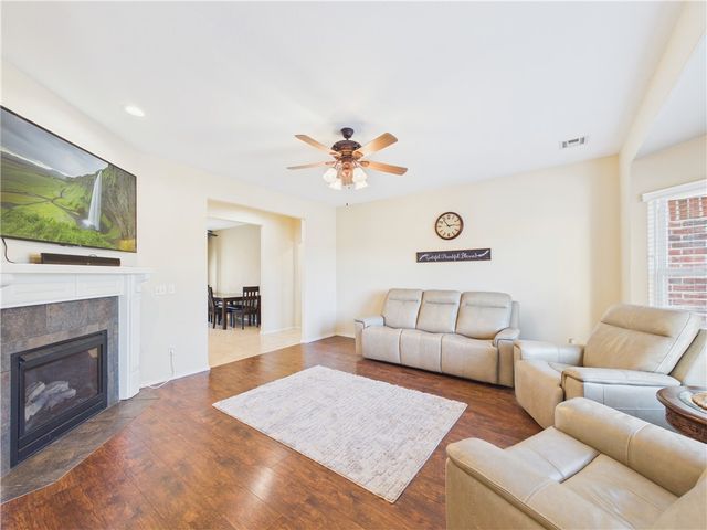 29 Copinsay Drive, Bella Vista, AR 72715