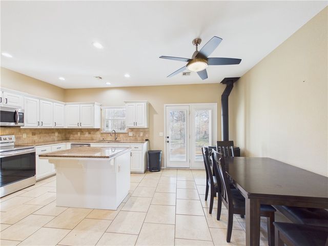 29 Copinsay Drive, Bella Vista, AR 72715