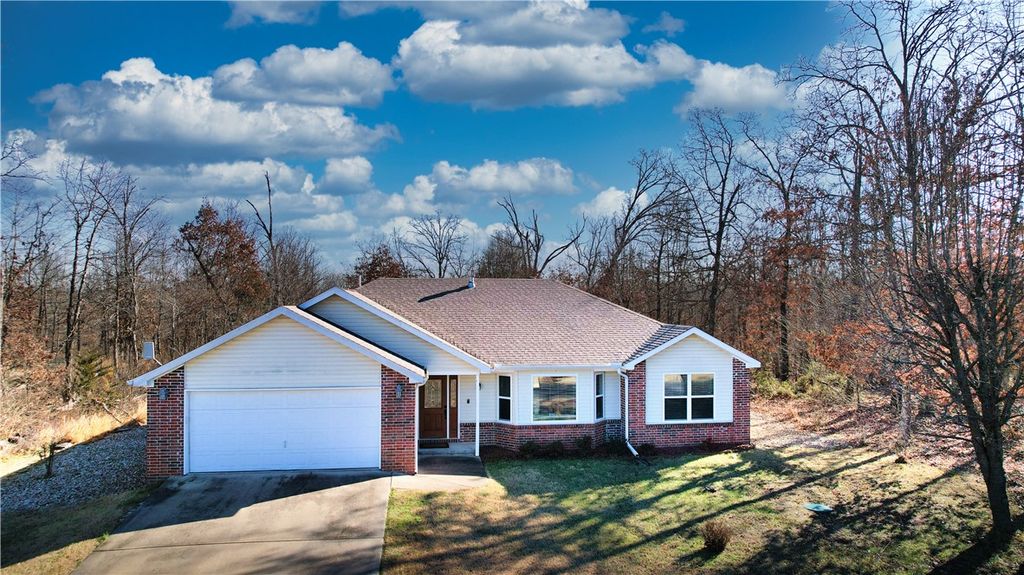 29 Copinsay Drive, Bella Vista, AR 72715