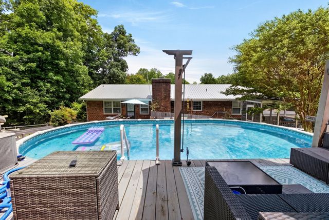 5033 Frontage Road, NW, Cleveland, TN 37312