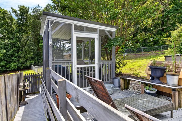 5033 Frontage Road, NW, Cleveland, TN 37312