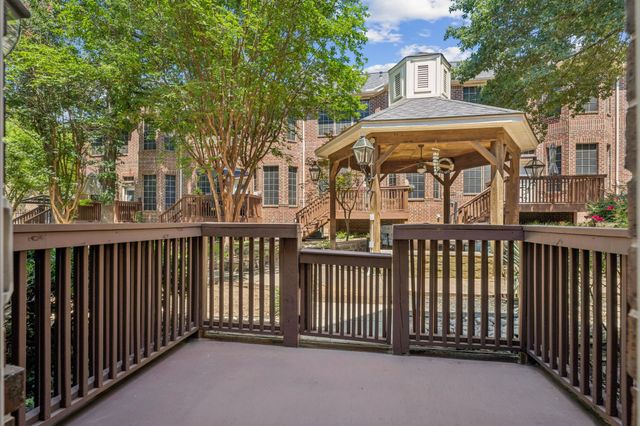 2190 Mcpherson Drive, Grapevine, TX 76051