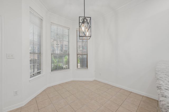 2190 Mcpherson Drive, Grapevine, TX 76051