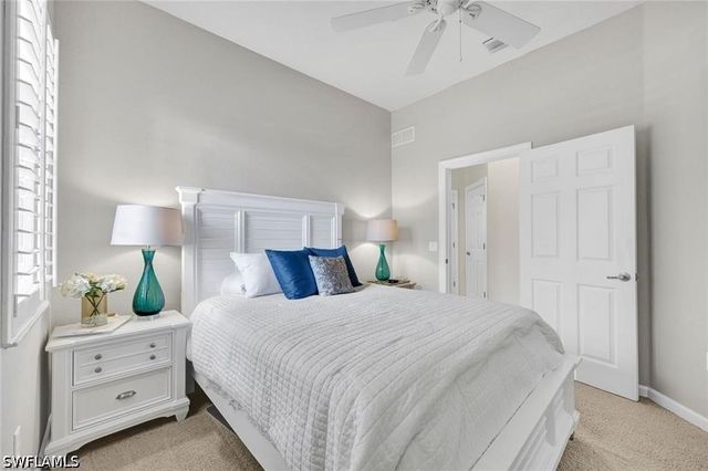 8723 Coastline CT 202, Naples, FL 34120