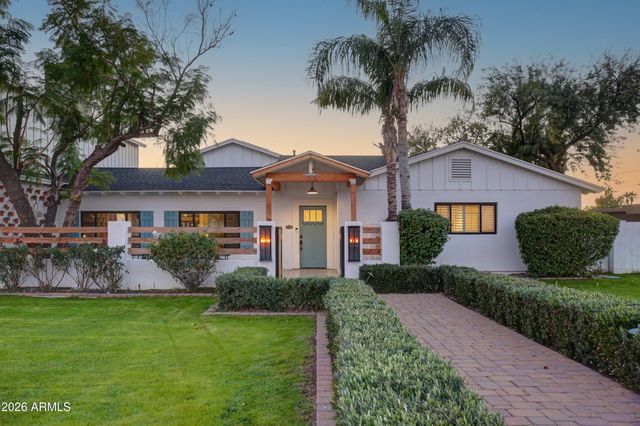 1915 E ROSE Lane, Phoenix, AZ 85016