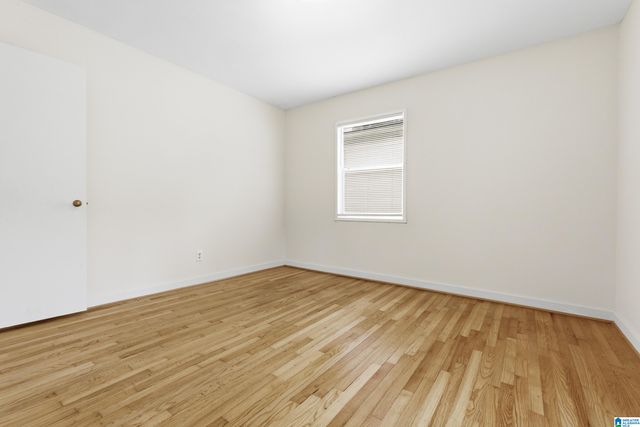 1166 CRESTHILL ROAD, Birmingham, AL 35213