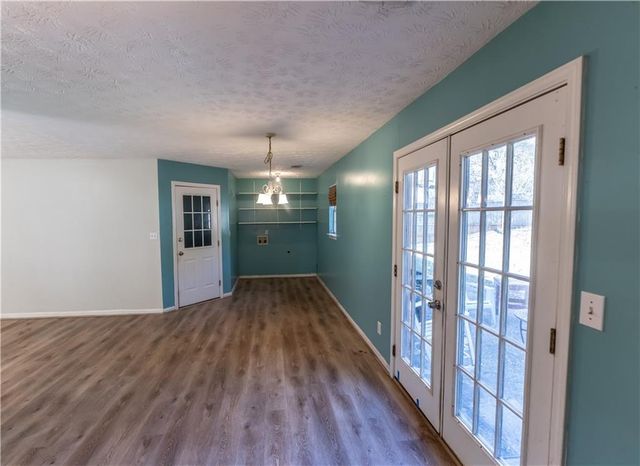 5056 Salem Rd, Covington, GA 30016