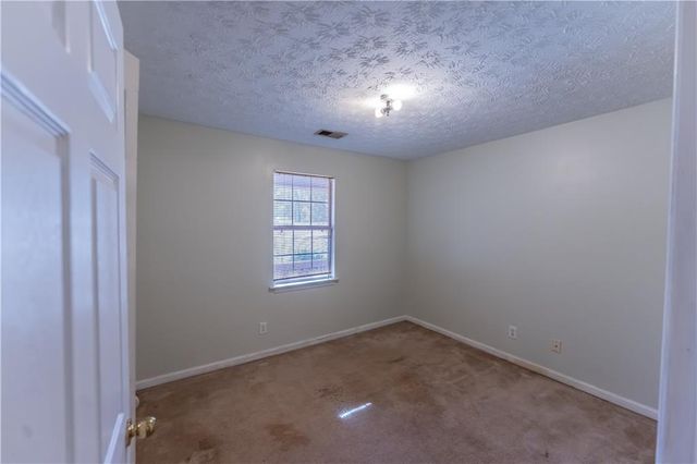 5056 Salem Rd, Covington, GA 30016