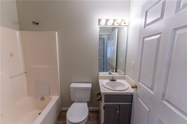 5056 Salem Rd, Covington, GA 30016