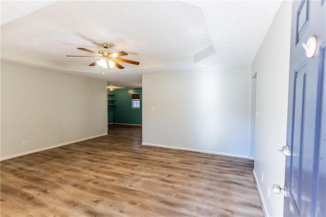 5056 Salem Rd, Covington, GA 30016