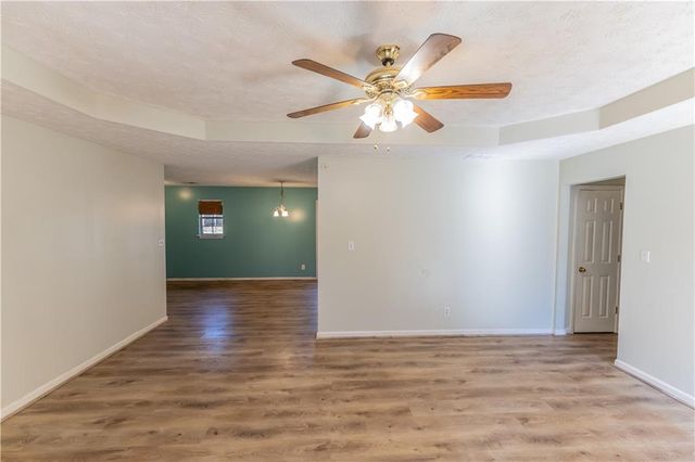 5056 Salem Rd, Covington, GA 30016