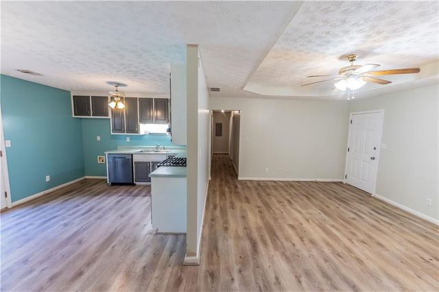 5056 Salem Rd, Covington, GA 30016