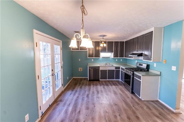 5056 Salem Rd, Covington, GA 30016