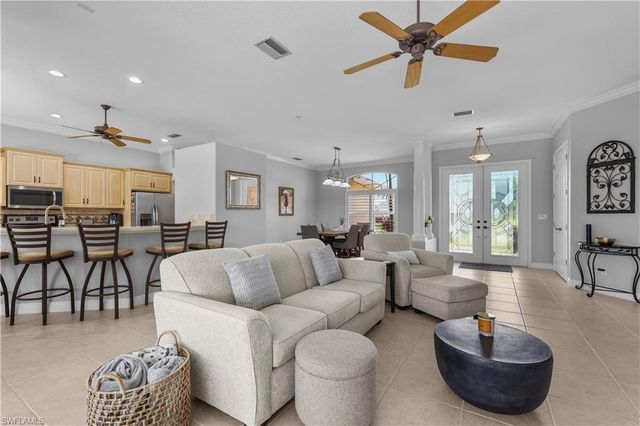 11809 Royal Tee CT, Cape Coral, FL 33991
