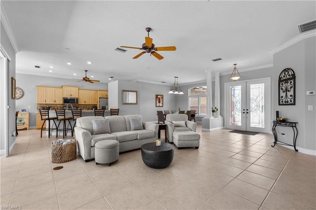 11809 Royal Tee CT, Cape Coral, FL 33991