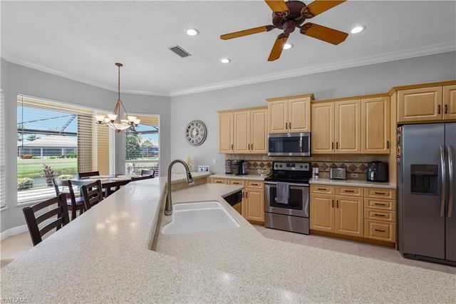 11809 Royal Tee CT, Cape Coral, FL 33991