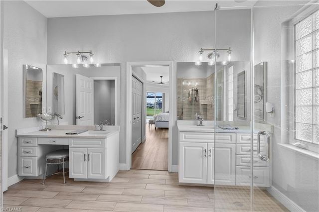 11809 Royal Tee CT, Cape Coral, FL 33991