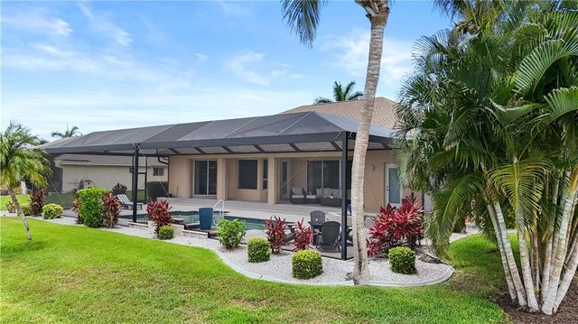 11809 Royal Tee CT, Cape Coral, FL 33991