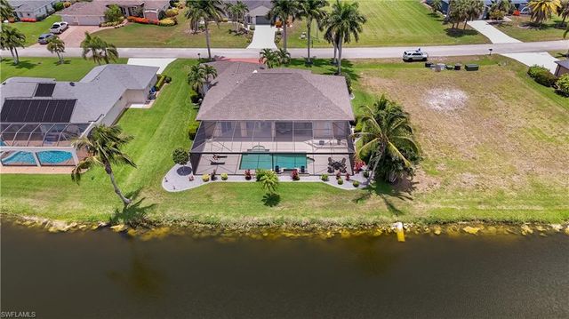 11809 Royal Tee CT, Cape Coral, FL 33991