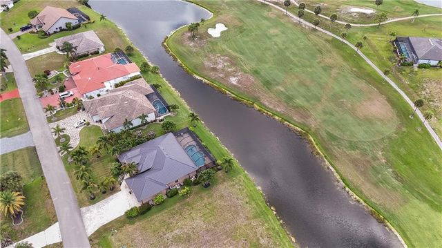 11809 Royal Tee CT, Cape Coral, FL 33991