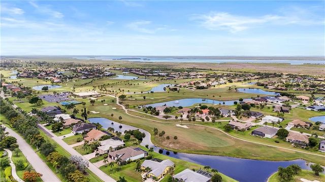 11809 Royal Tee CT, Cape Coral, FL 33991