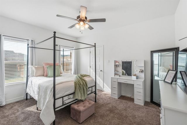 8107 Green Hill DR, Salado, TX 76571