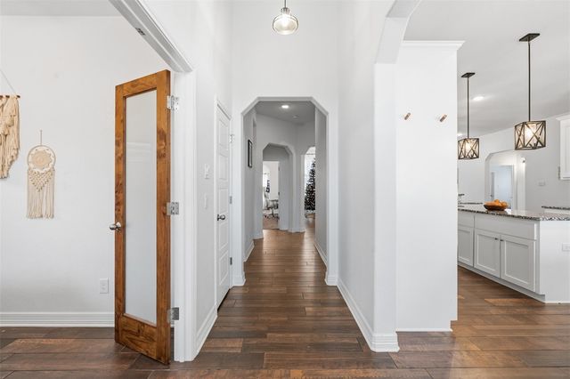 8107 Green Hill DR, Salado, TX 76571