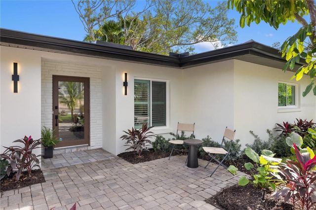 3705 TANGIER TERRACE, Sarasota, FL 34239