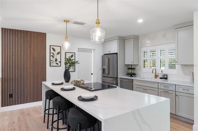 3705 TANGIER TERRACE, Sarasota, FL 34239