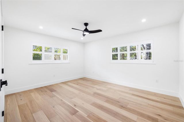 3705 TANGIER TERRACE, Sarasota, FL 34239