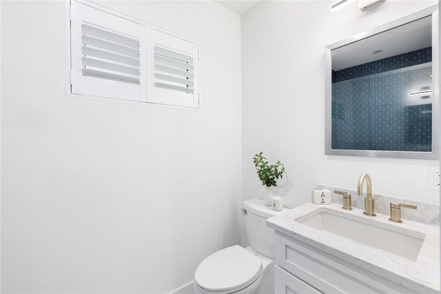 3705 TANGIER TERRACE, Sarasota, FL 34239