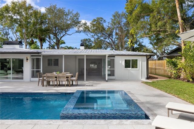 3705 TANGIER TERRACE, Sarasota, FL 34239