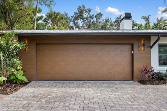 3705 TANGIER TERRACE, Sarasota, FL 34239