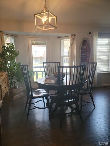 209 Flint Brook Drive, O'fallon, MO 63366