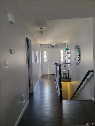 209 Flint Brook Drive, O'fallon, MO 63366