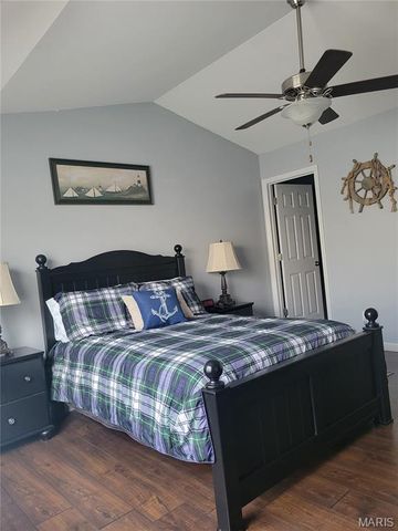 209 Flint Brook Drive, O'fallon, MO 63366