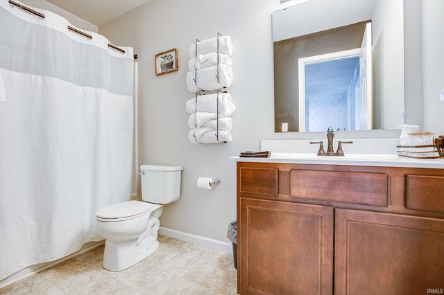 6804 Lutz Drive, South Bend, IN 46614