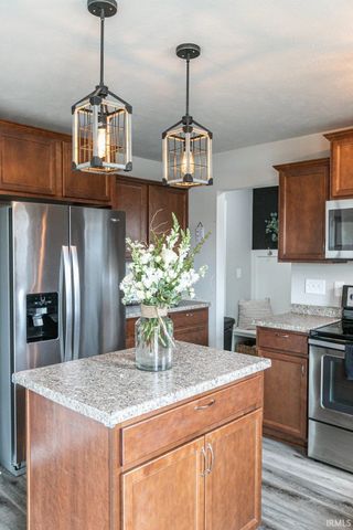 6804 Lutz Drive, South Bend, IN 46614