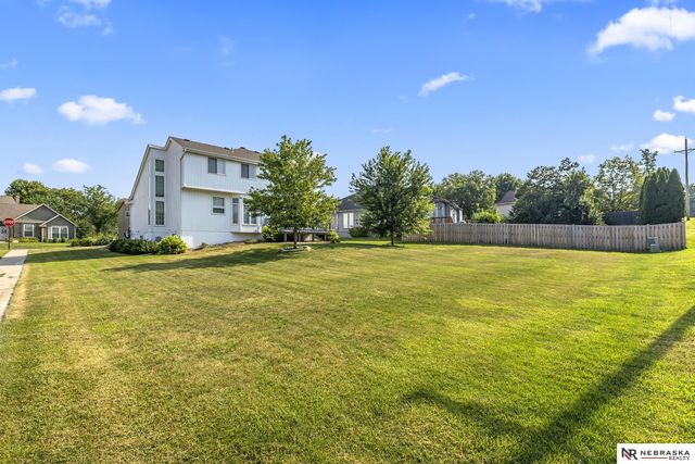 2505 Morrie Drive, Bellevue, NE 68123