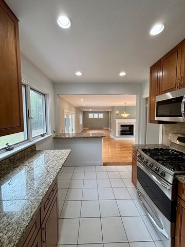 7 Longmeadow Road, Weston, MA 02493