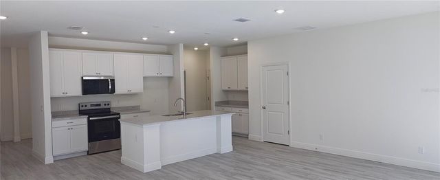 75 KANKAKEE TRAIL, Palm Coast, FL 32164