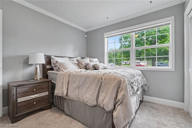 1223 Aurora Hill Drive, Aurora, OH 44202