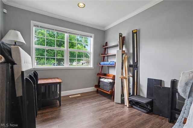1223 Aurora Hill Drive, Aurora, OH 44202