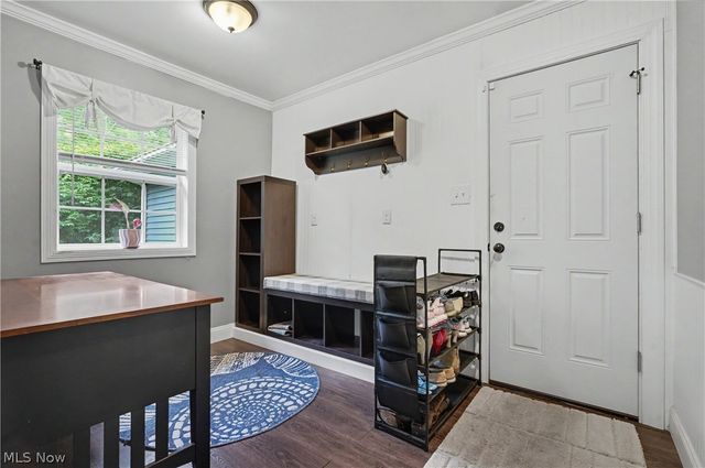 1223 Aurora Hill Drive, Aurora, OH 44202