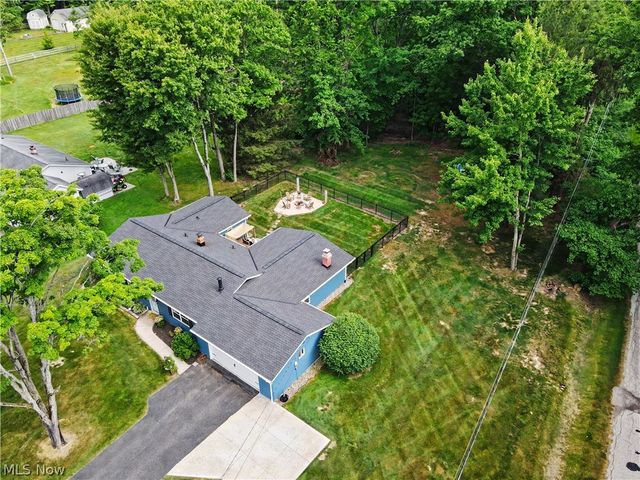 1223 Aurora Hill Drive, Aurora, OH 44202